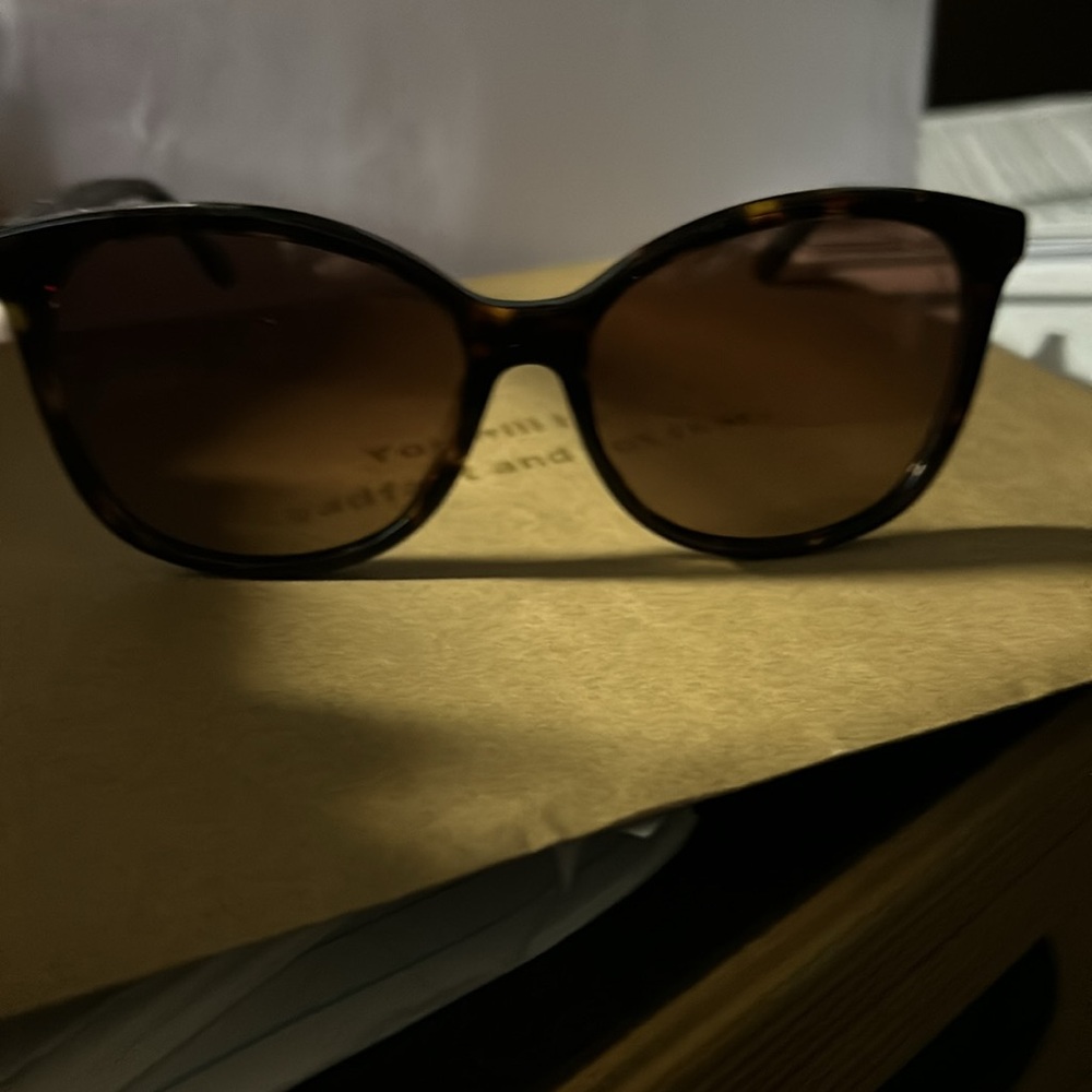 Coach Polarized Sunglasses NWOT